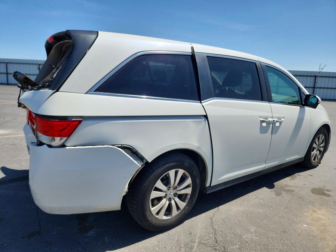 2016 HONDA ODYSSEY SE photo 7