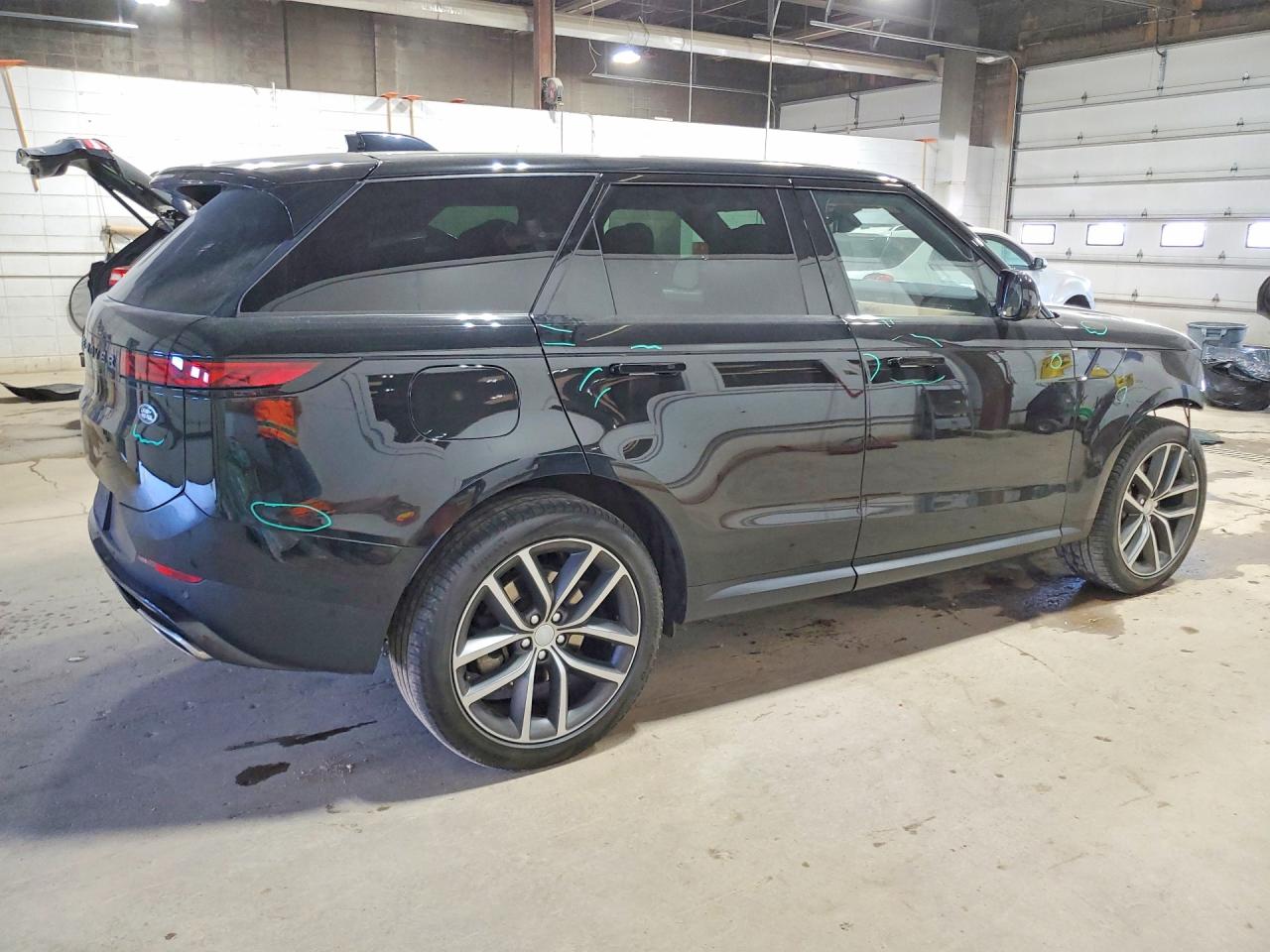 2023 LAND ROVER RANGE ROVER SPORT DYNAMIC SE photo 7