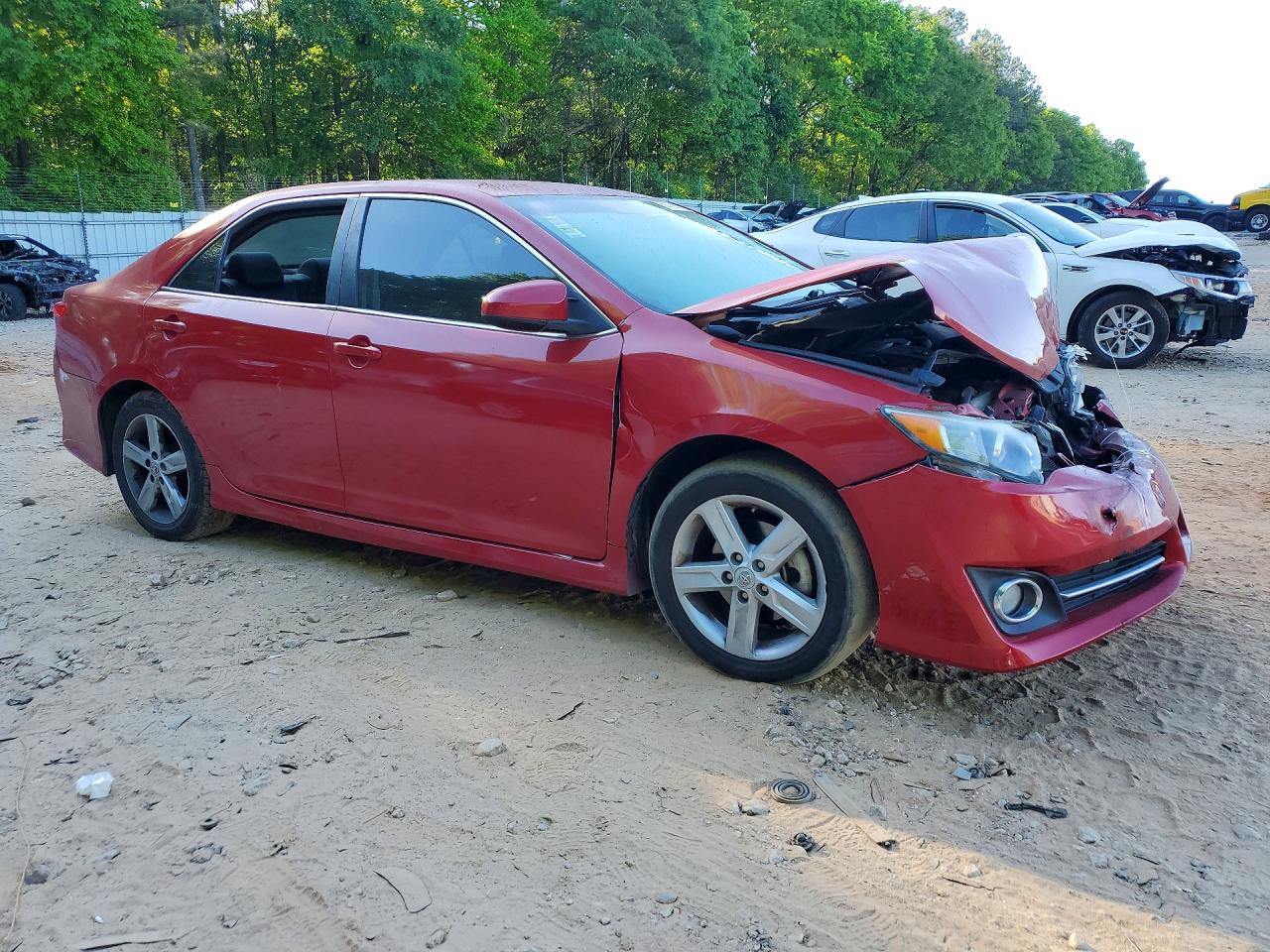 2012 TOYOTA CAMRY SE photo 10