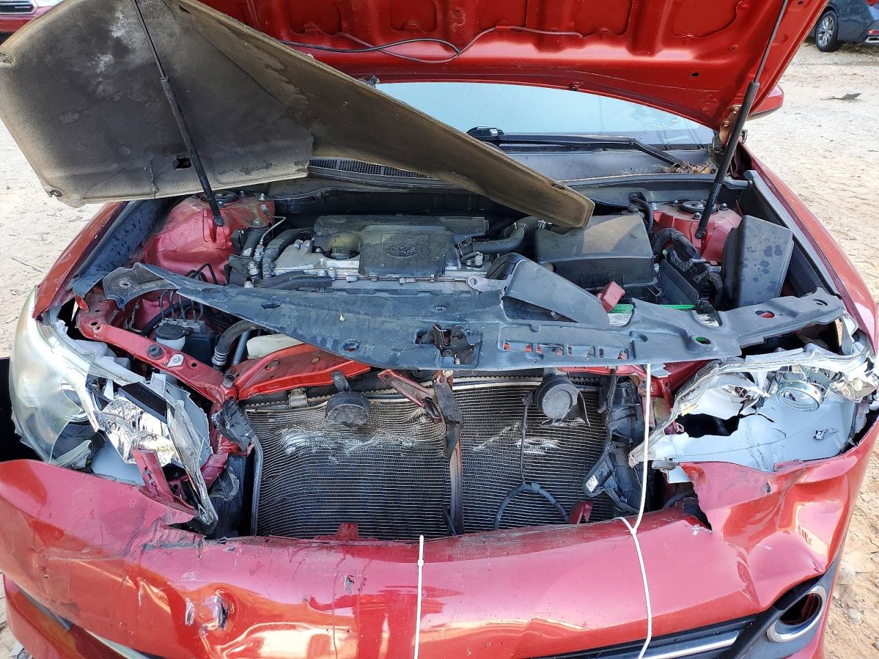 2012 TOYOTA CAMRY SE photo 31