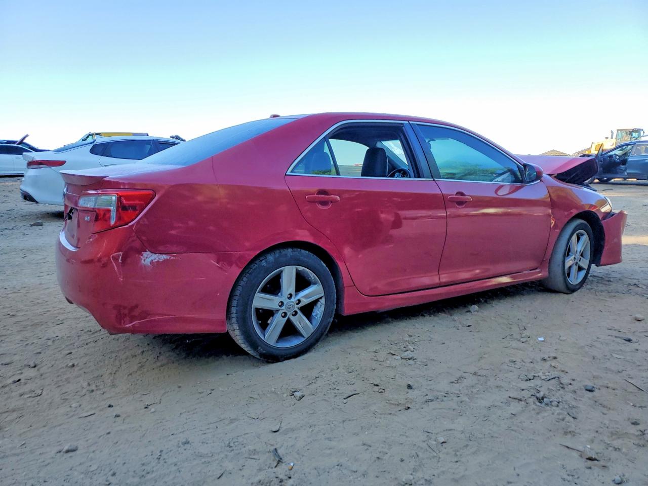 2012 TOYOTA CAMRY SE photo 7