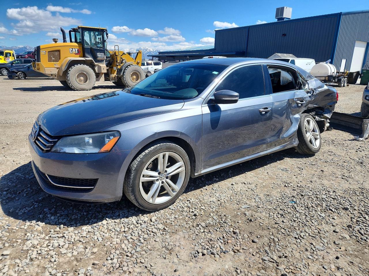 2014 VOLKSWAGEN PASSAT