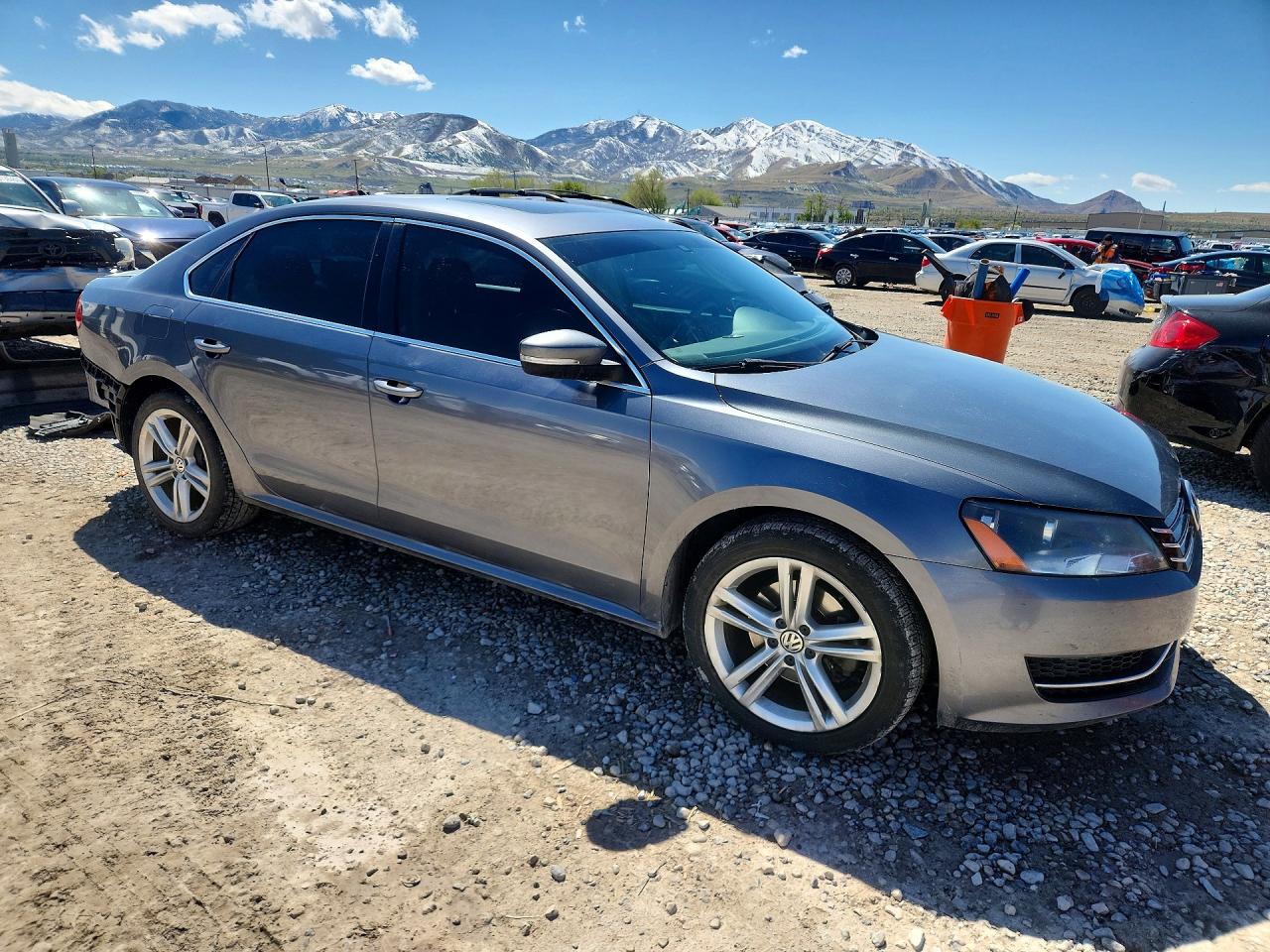 2014 VOLKSWAGEN PASSAT SE photo 10