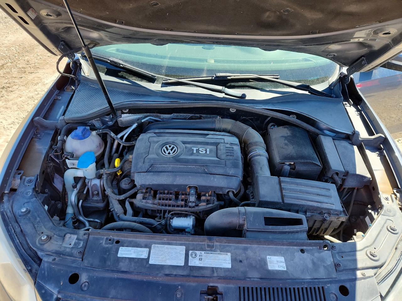2014 VOLKSWAGEN PASSAT SE photo 31