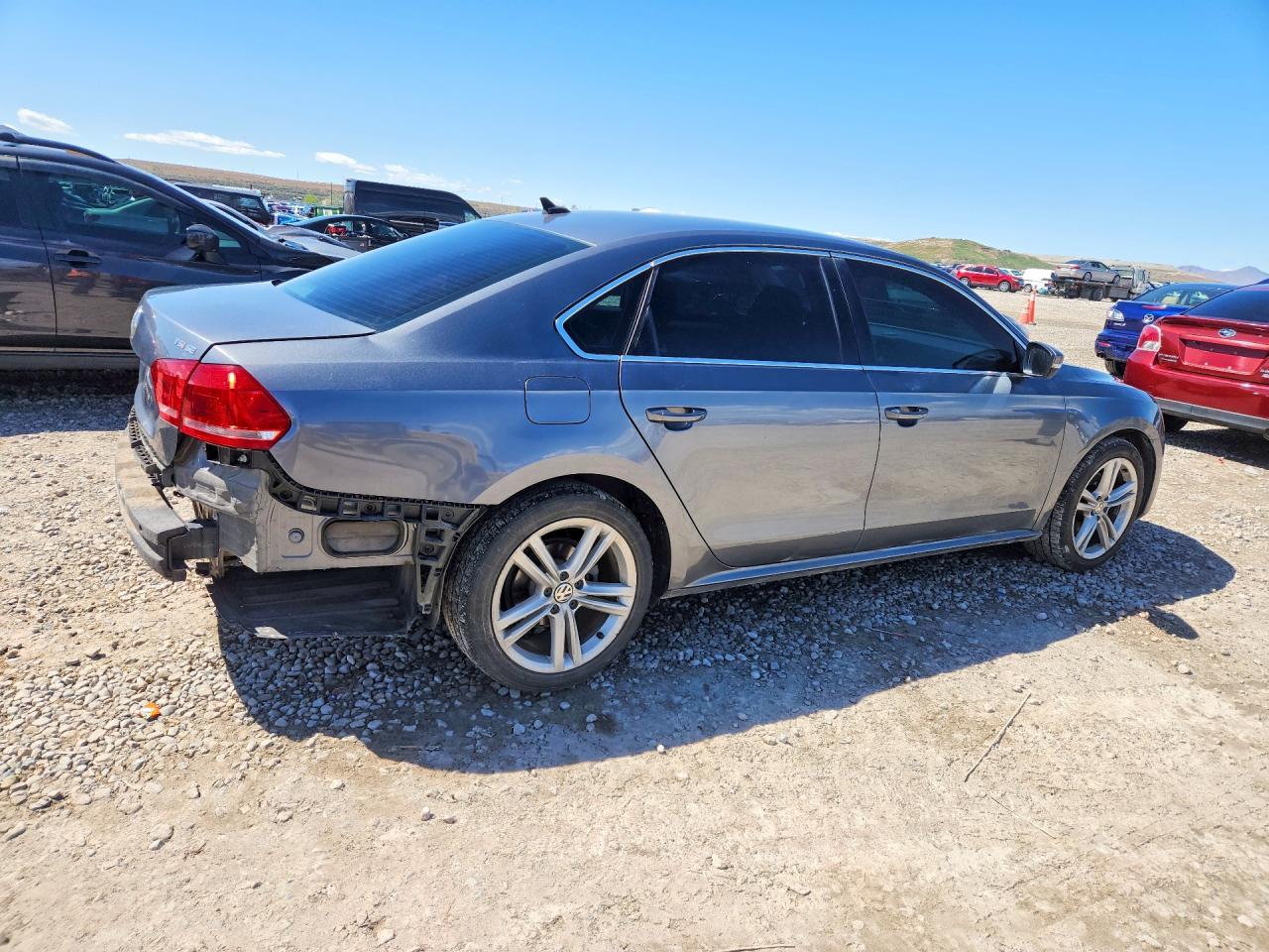 2014 VOLKSWAGEN PASSAT SE photo 7