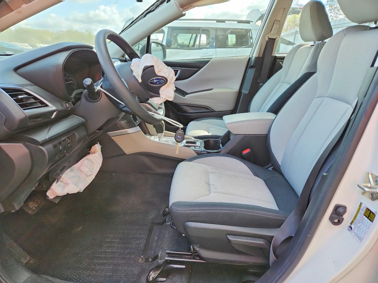 2021 SUBARU FORESTER photo 13
