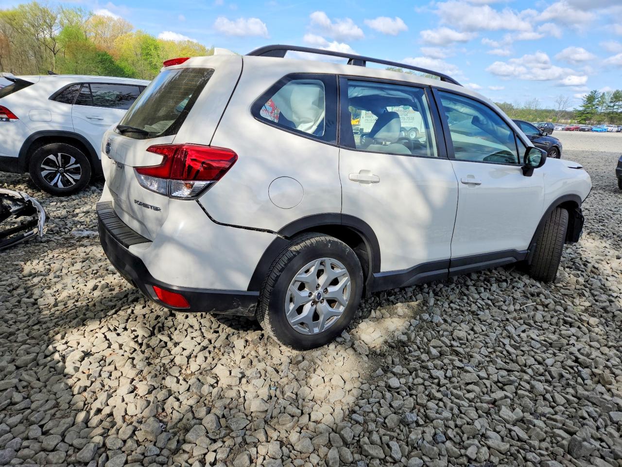 2021 SUBARU FORESTER photo 5