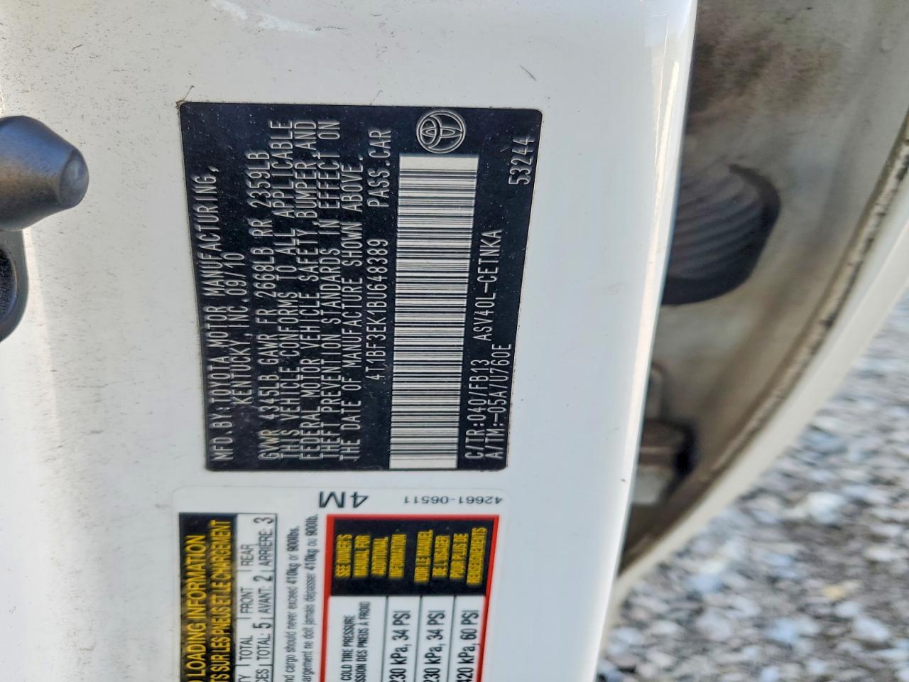 2011 TOYOTA CAMRY LE photo 34