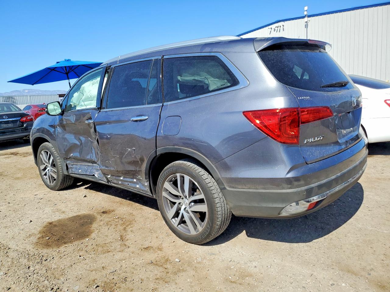 2016 HONDA PILOT ELITE photo 3