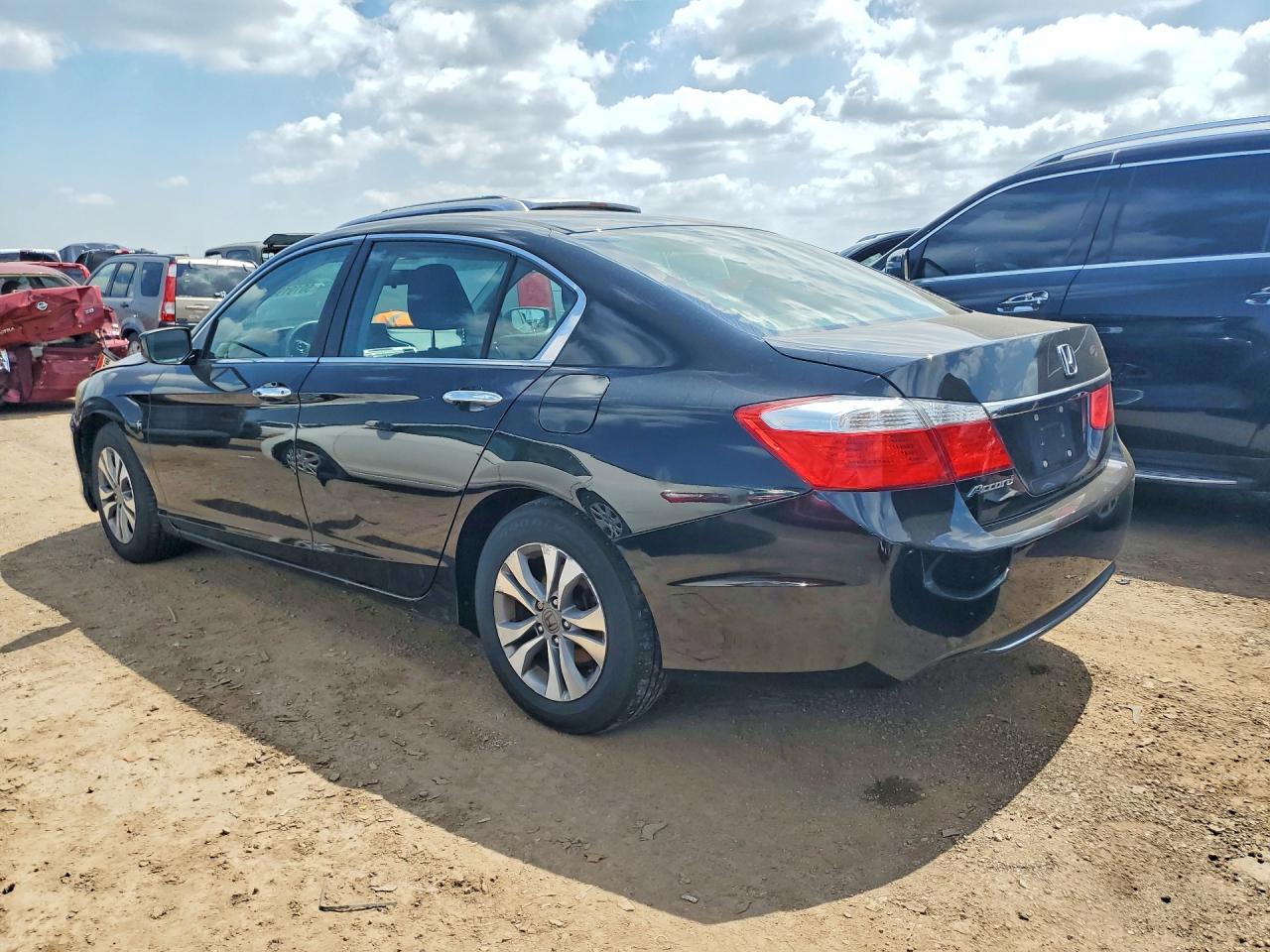 2015 HONDA ACCORD LX photo 4