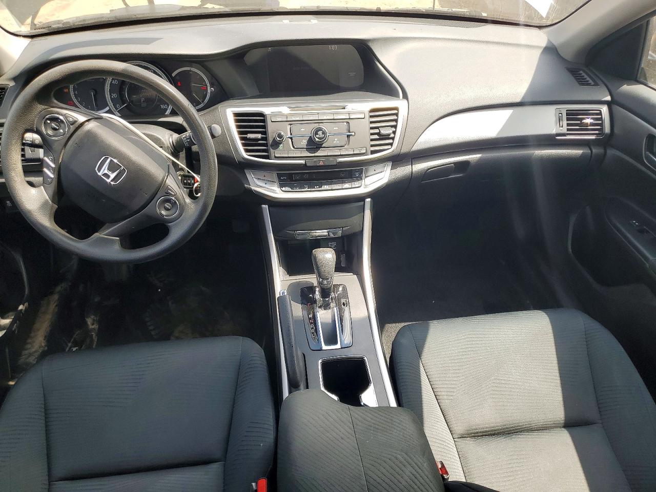 2015 HONDA ACCORD LX photo 22