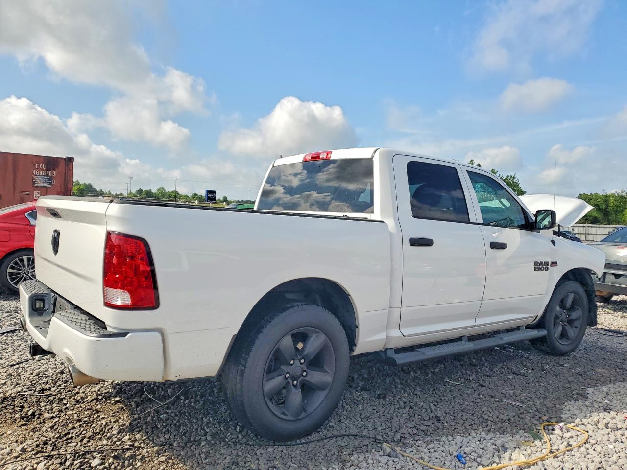 2017 RAM 1500 ST photo 3