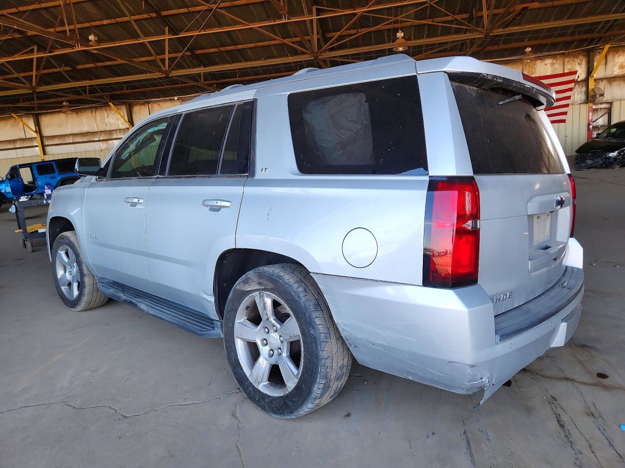 2017 CHEVROLET TAHOE C1500 LT photo 2