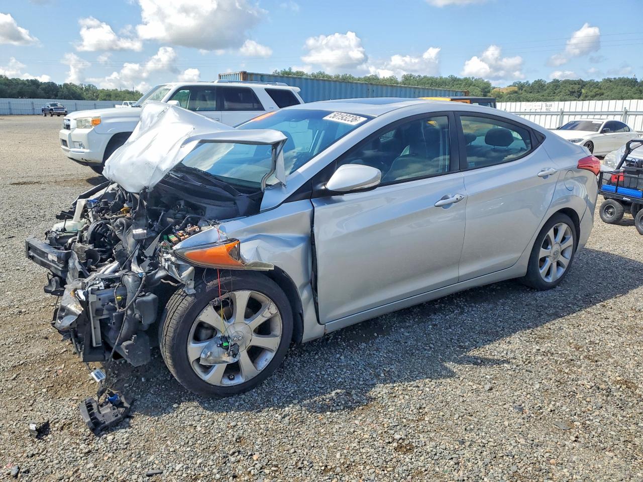 2013 HYUNDAI ELANTRA