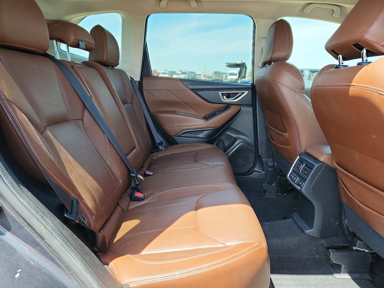 2020 SUBARU FORESTER TOURING photo 11