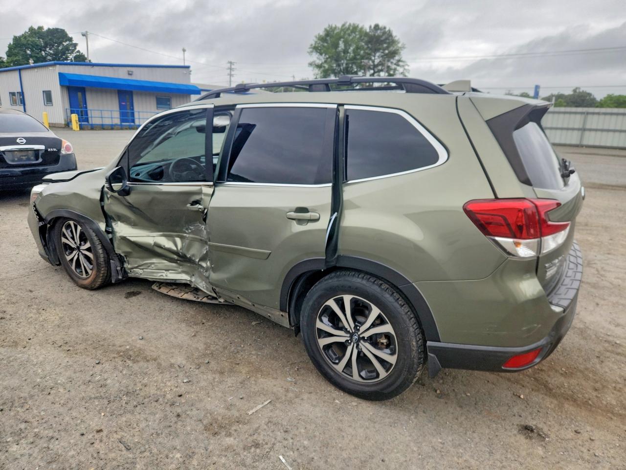 2019 SUBARU FORESTER LIMITED photo 2