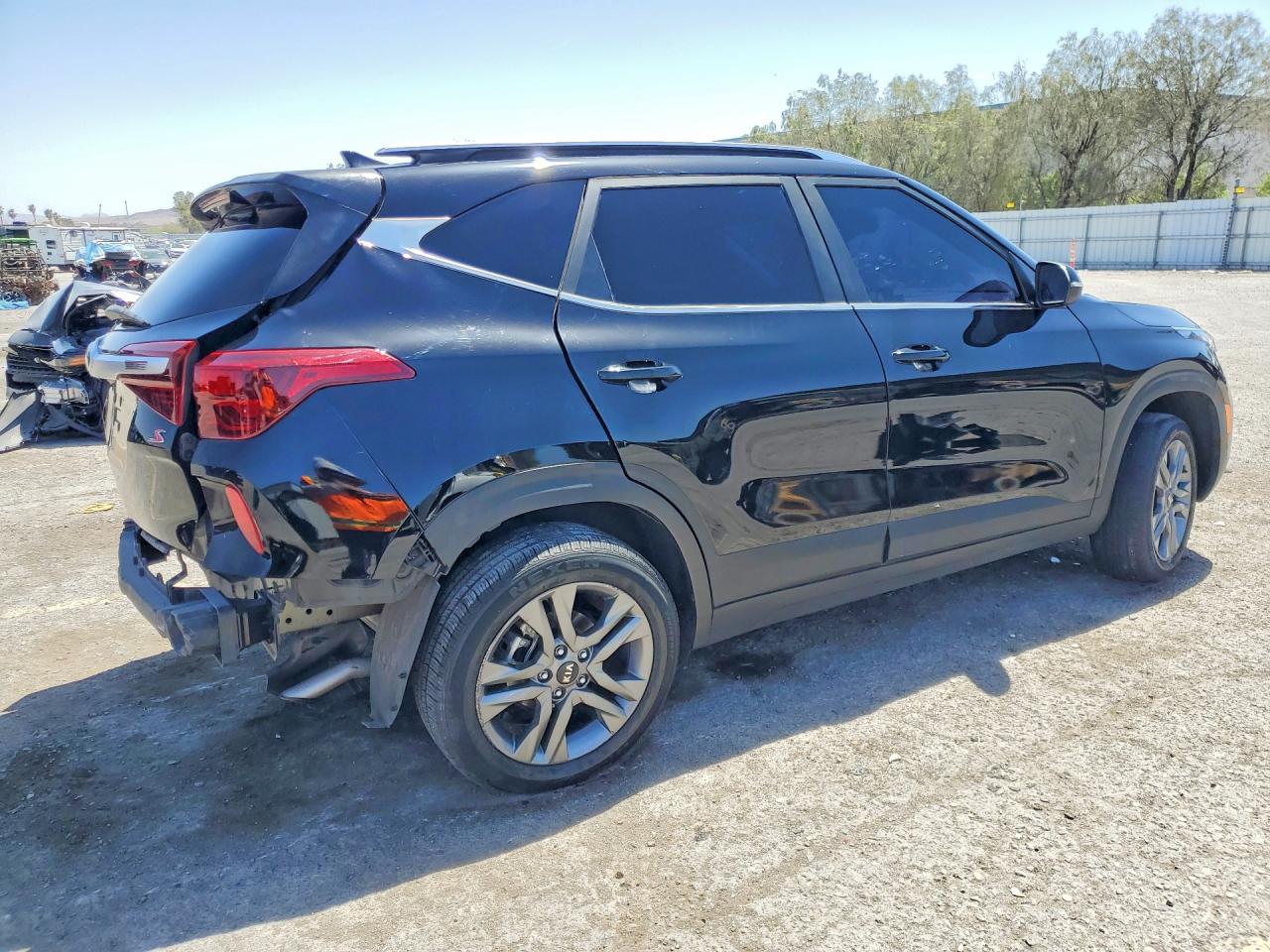 2021 KIA SELTOS S photo 5