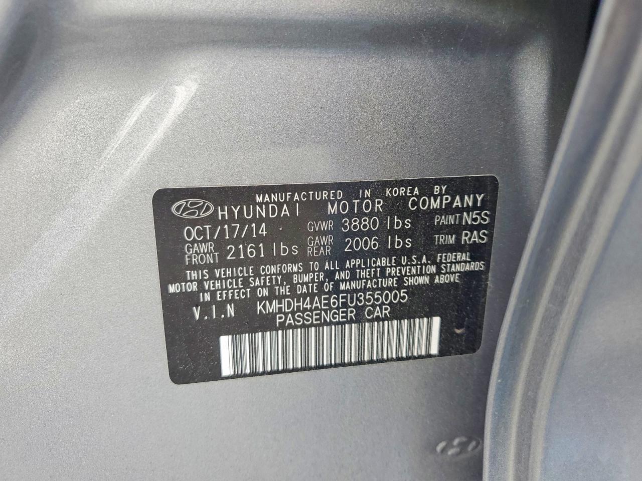 2015 HYUNDAI ELANTRA SE photo 23