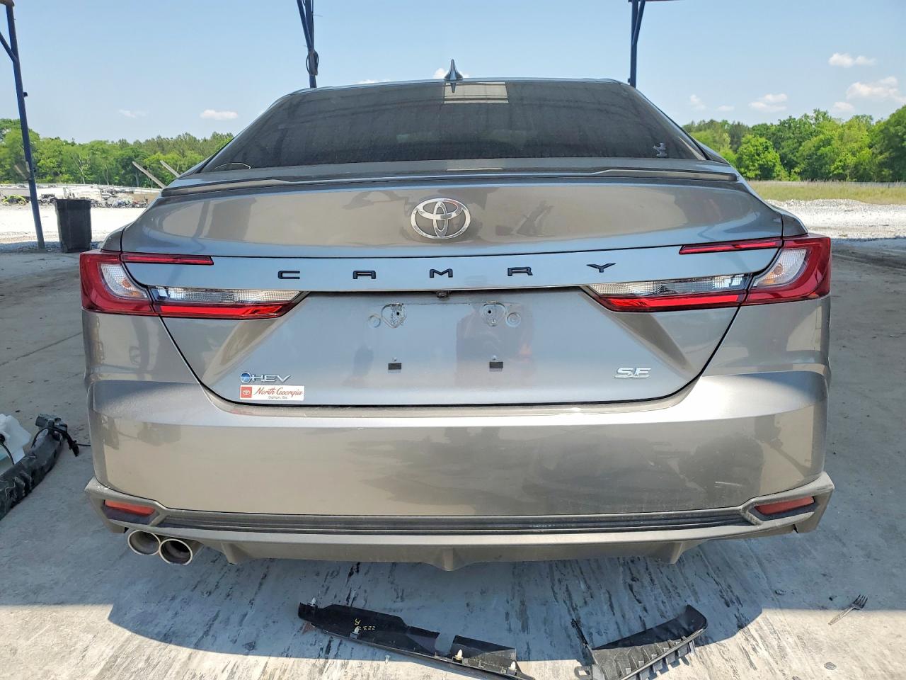 2025 TOYOTA CAMRY SE photo 6