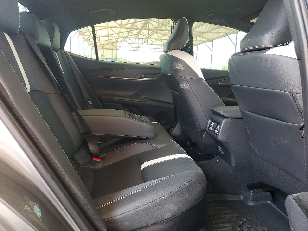 2025 TOYOTA CAMRY SE photo 10