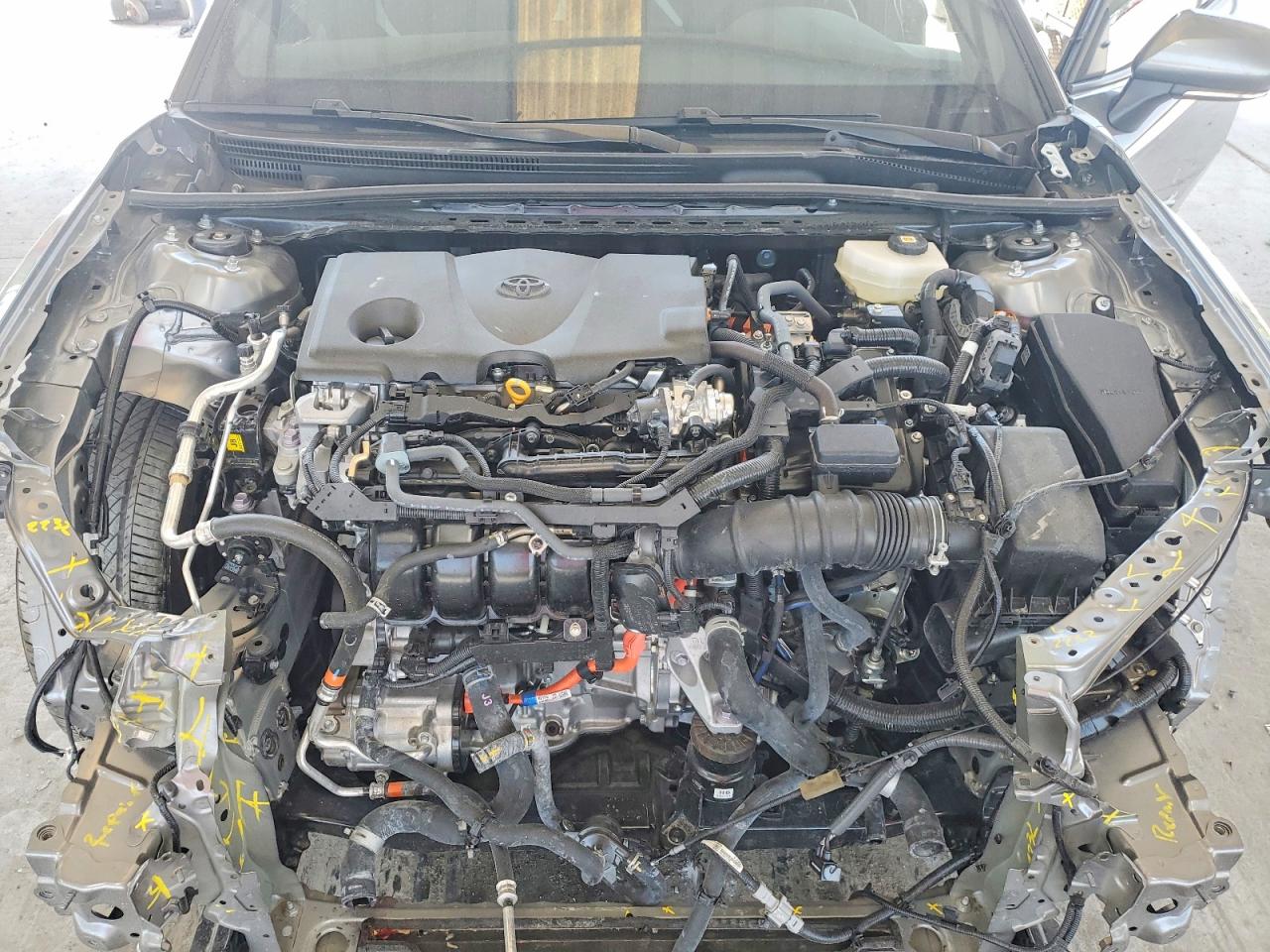 2025 TOYOTA CAMRY SE photo 11