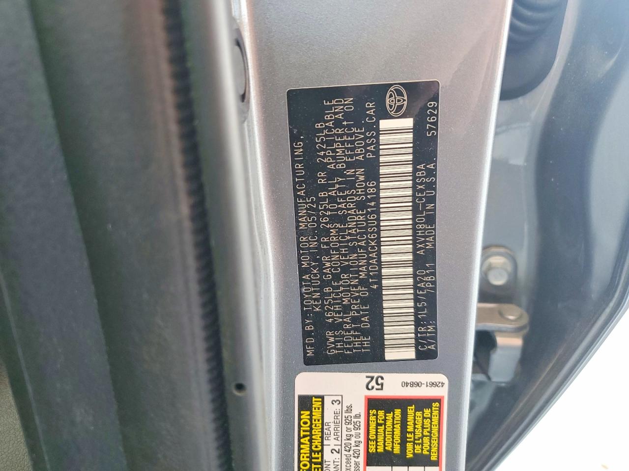 2025 TOYOTA CAMRY SE photo 12