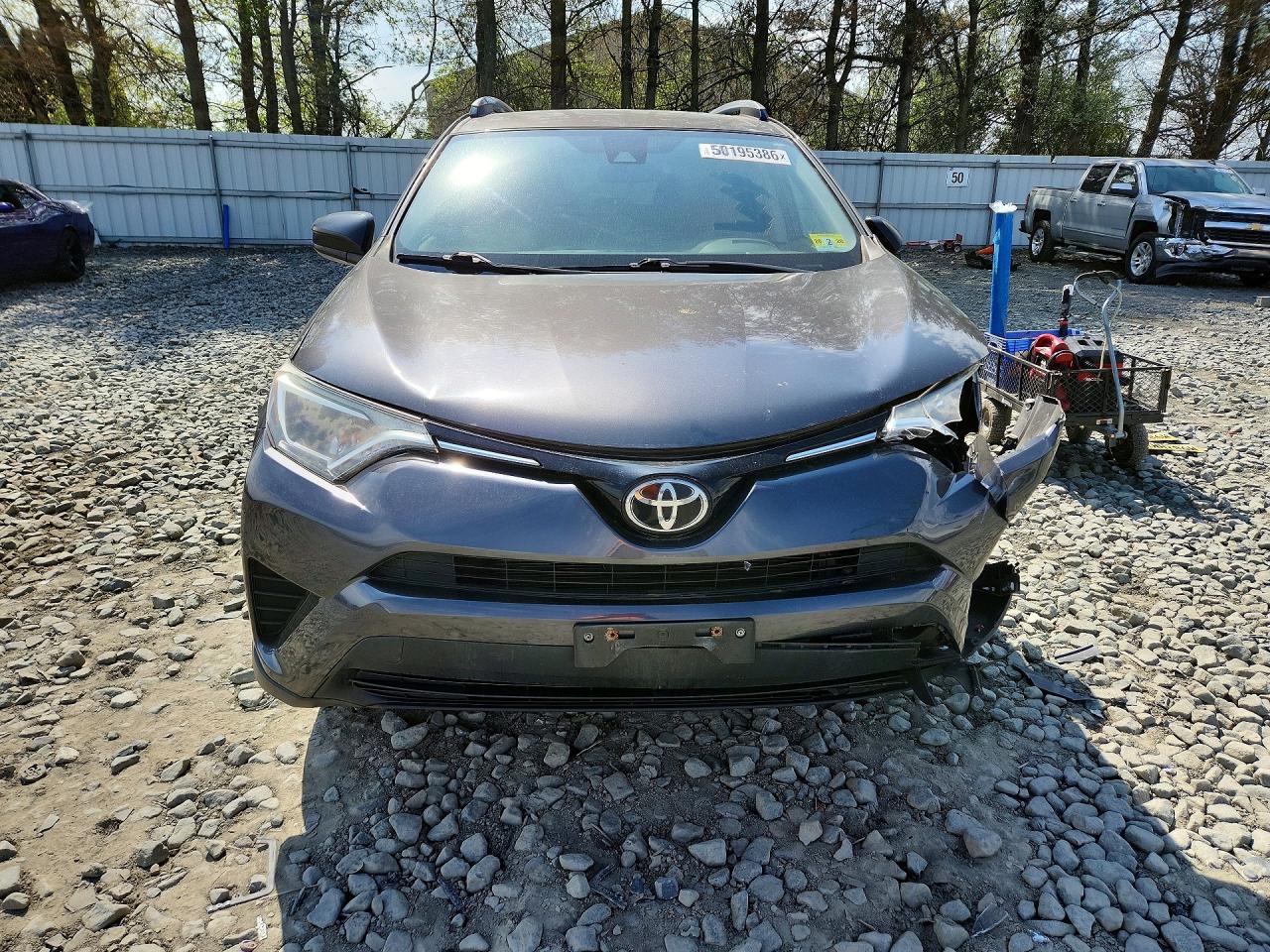 2017 TOYOTA RAV4 LE photo 5