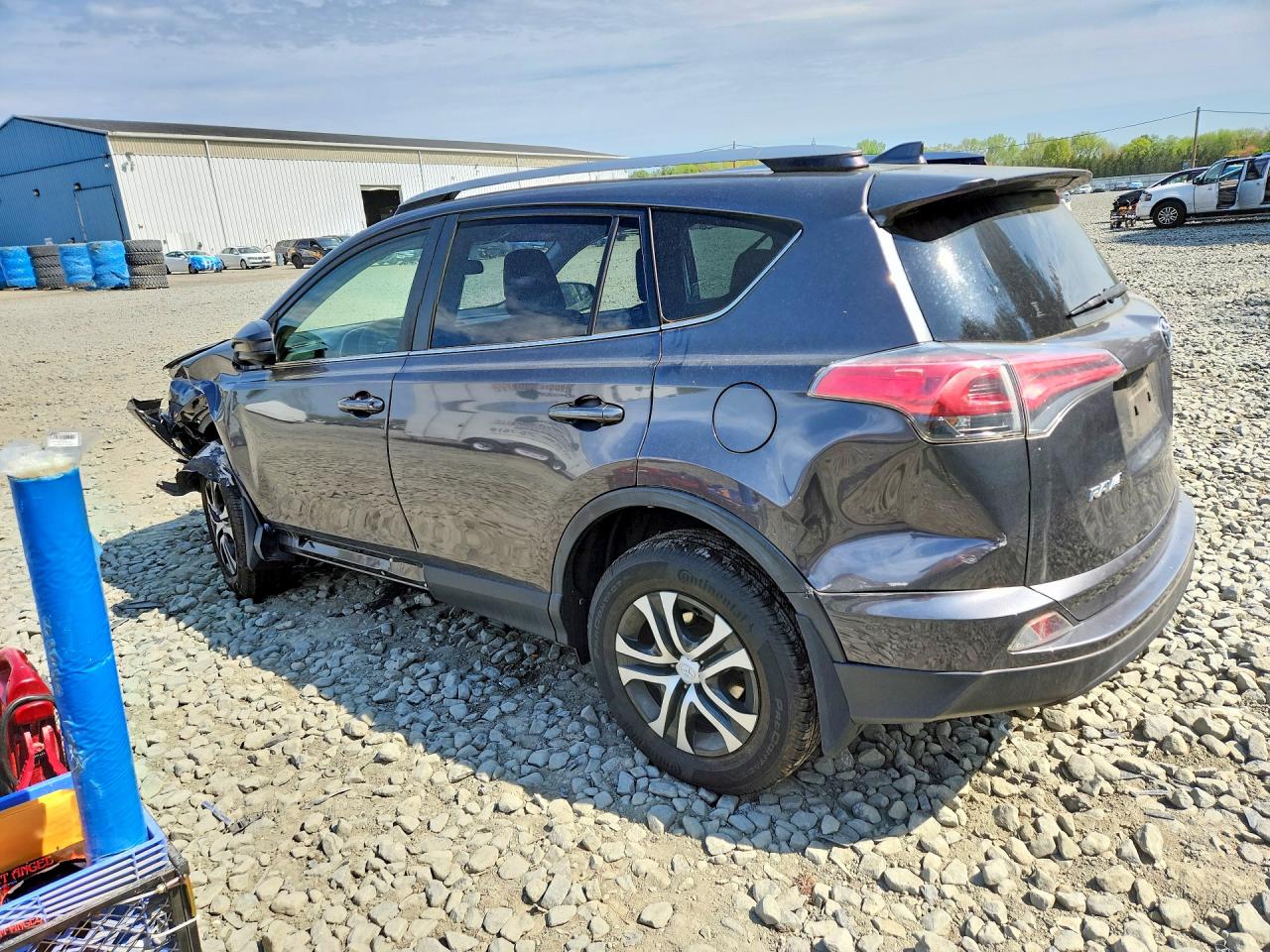 2017 TOYOTA RAV4 LE photo 2