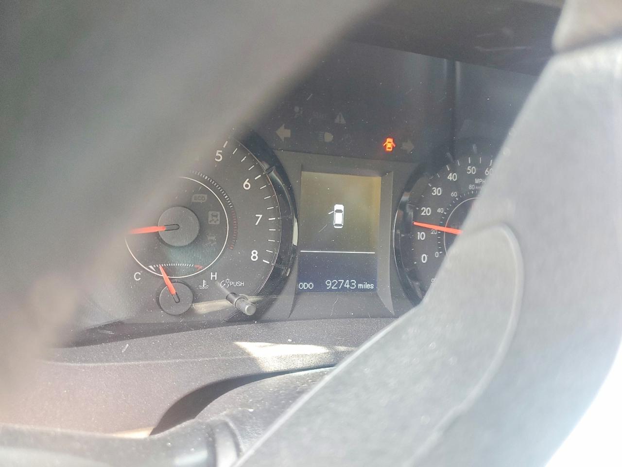 2016 TOYOTA SIENNA LE photo 17