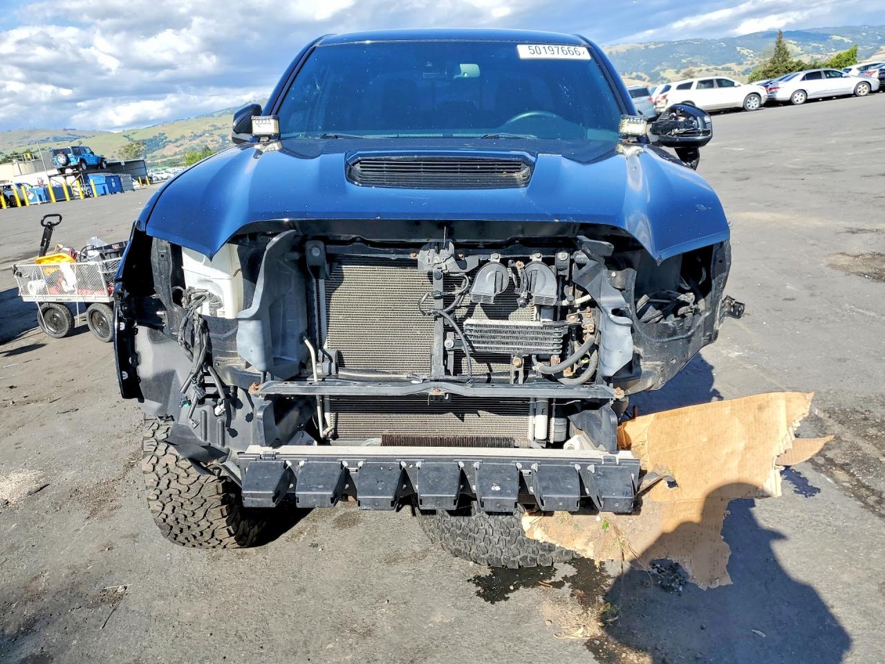 2019 TOYOTA TACOMA TRD SPORT photo 13