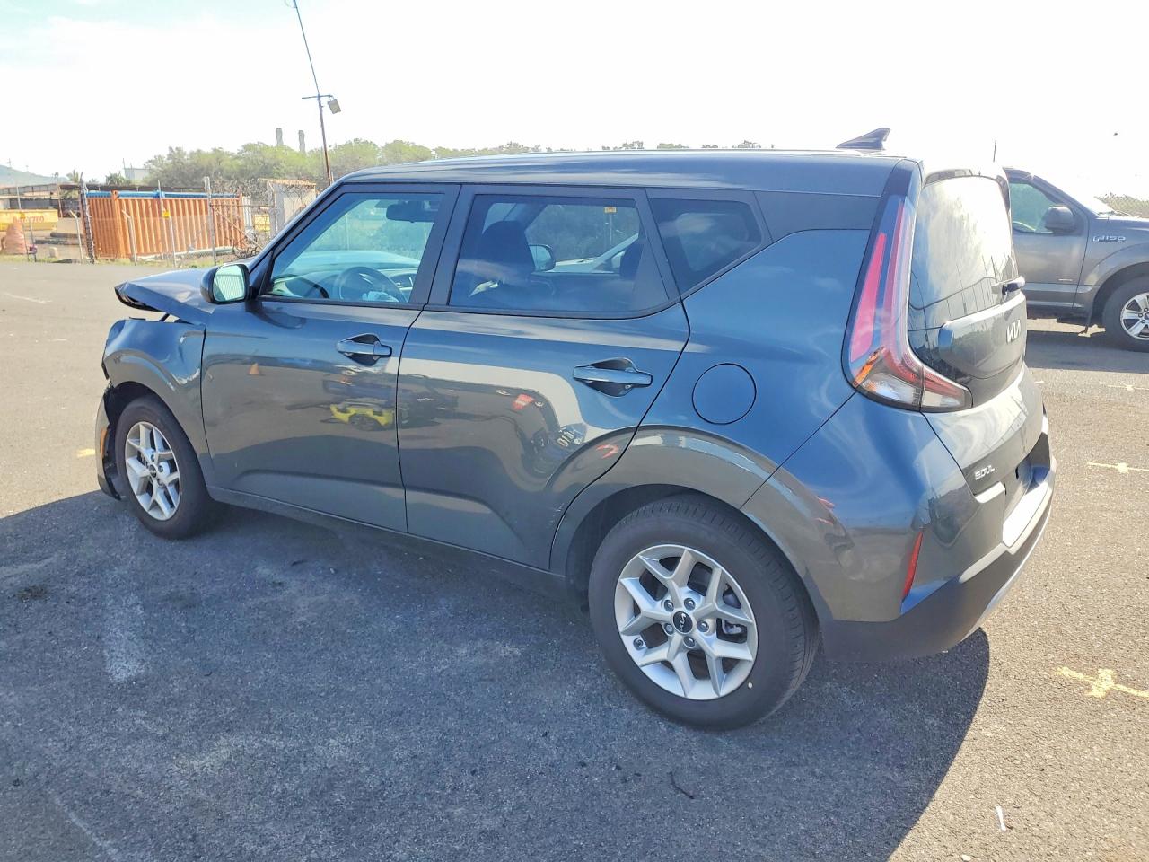 2025 KIA SOUL LX photo 2