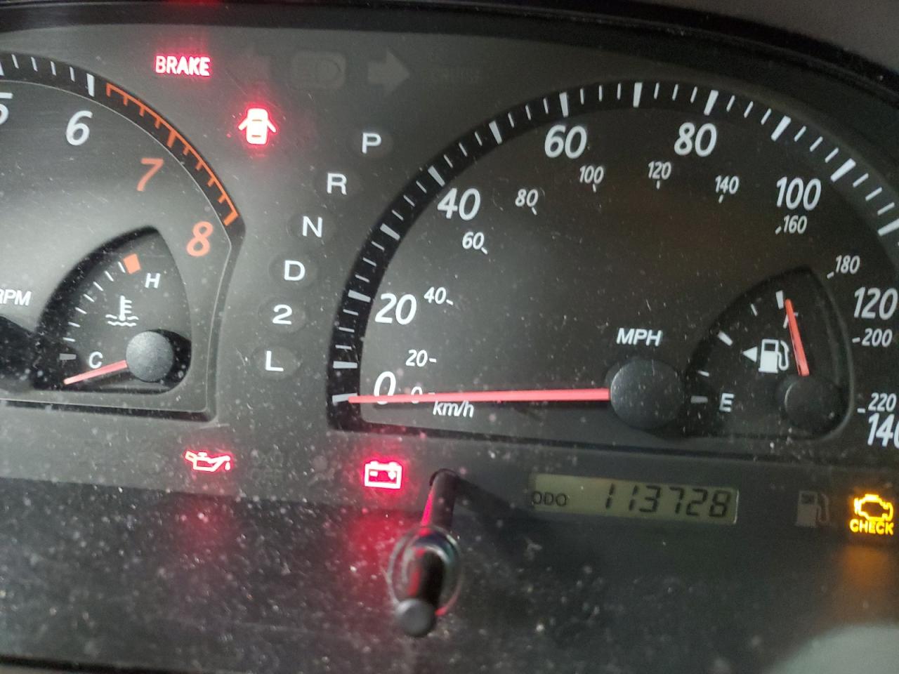 2004 TOYOTA CAMRY LE photo 9