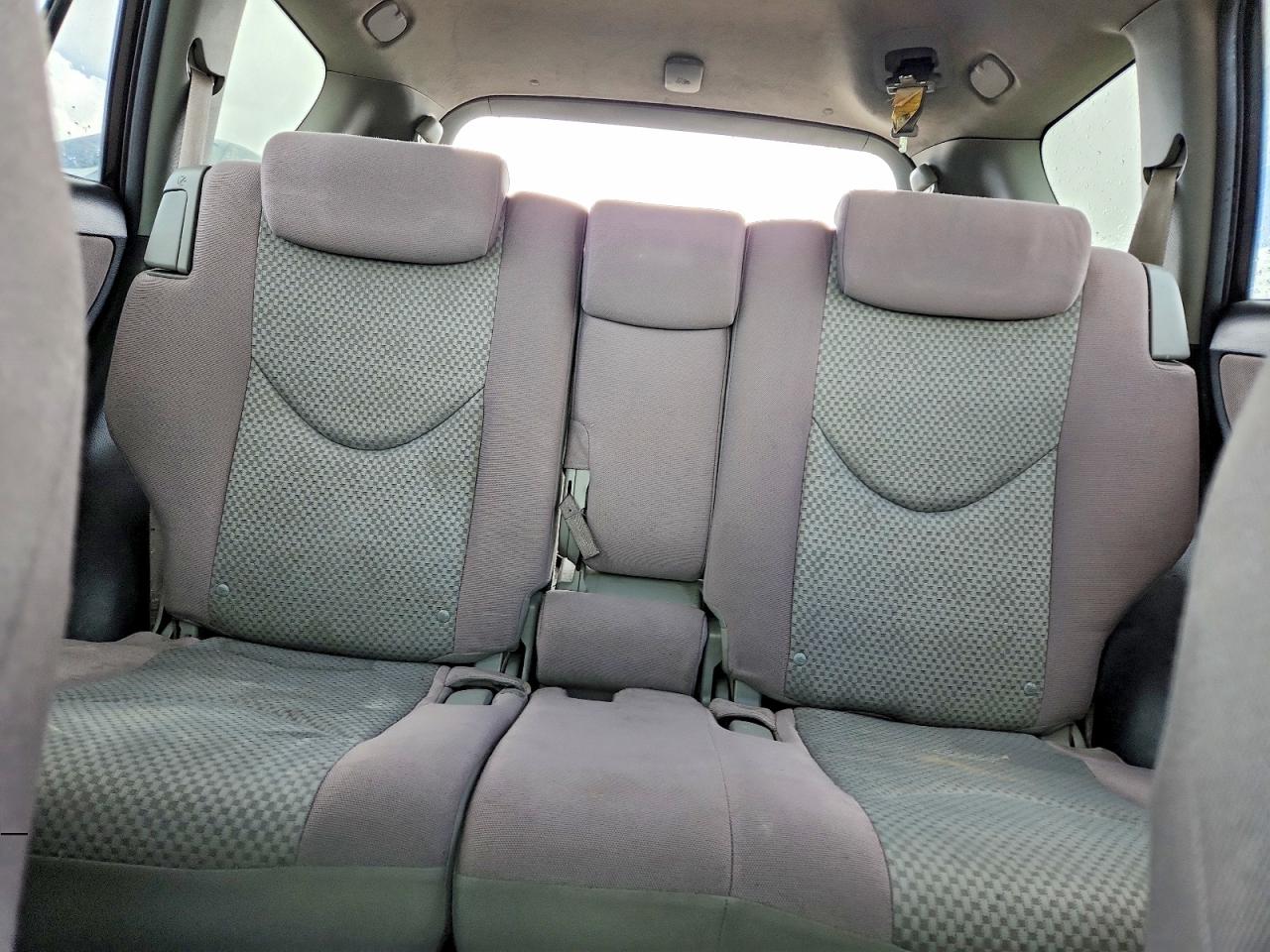 2006 TOYOTA RAV4 BASE photo 10