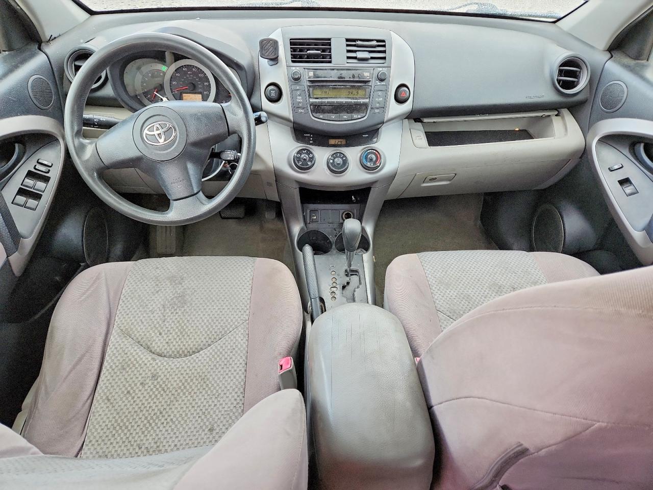 2006 TOYOTA RAV4 BASE photo 8