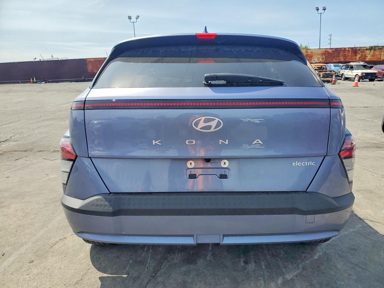 2025 HYUNDAI KONA SEL photo 11