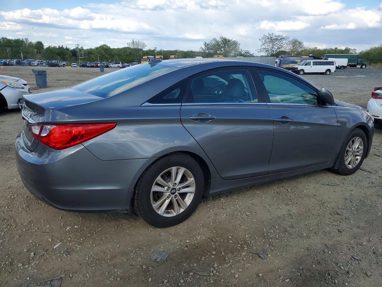 2013 HYUNDAI SONATA GLS photo 7