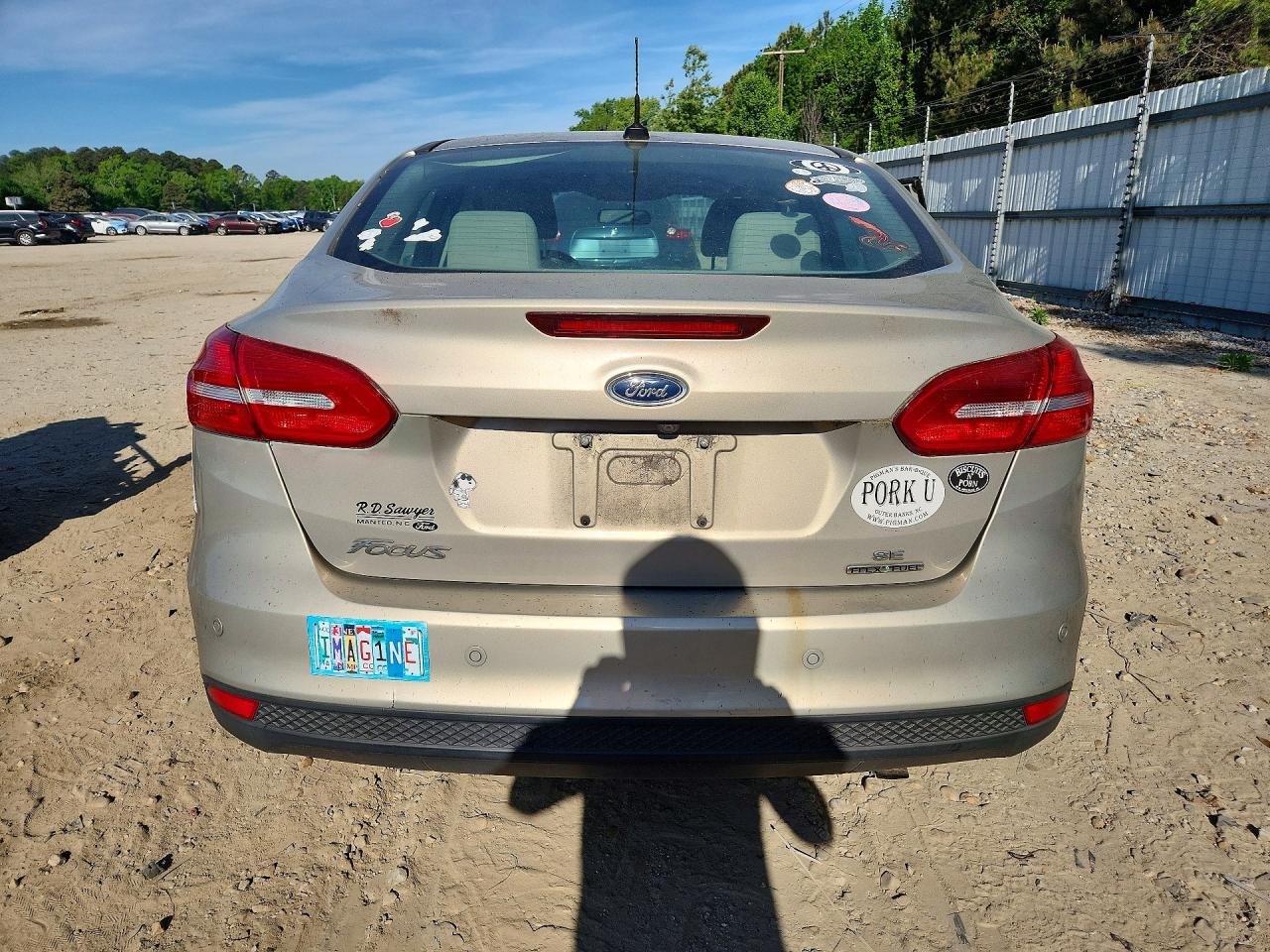 2015 FORD FOCUS SE photo 11