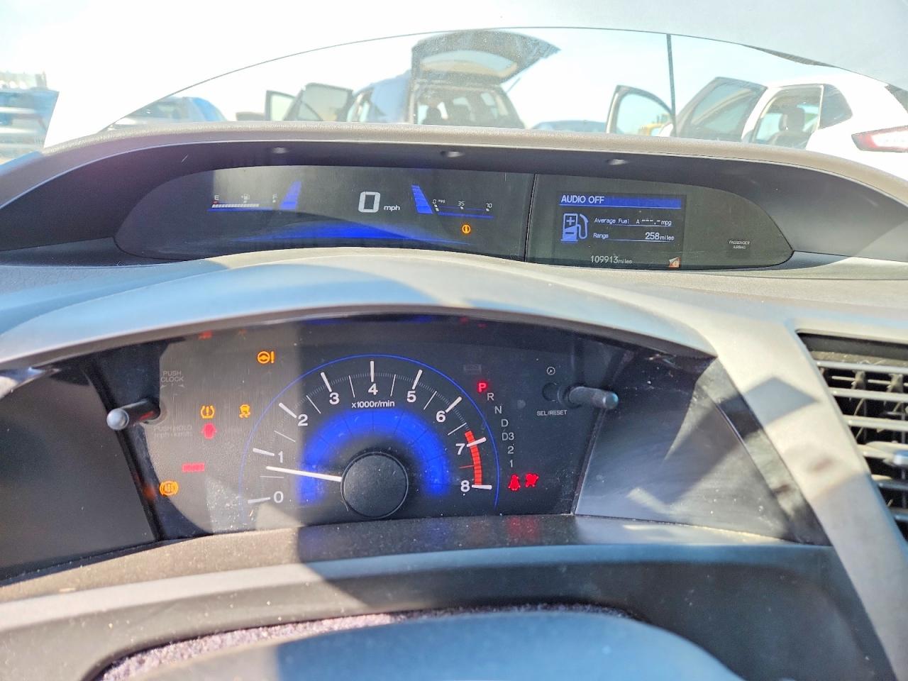 2012 HONDA CIVIC LX photo 25