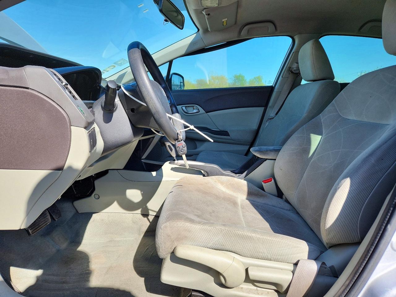 2012 HONDA CIVIC LX photo 19