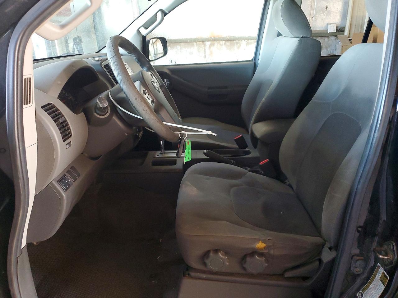 2014 NISSAN XTERRA S photo 13