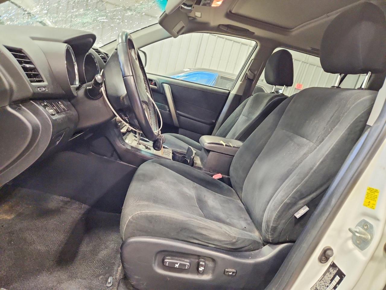 2009 TOYOTA HIGHLANDER SPORT photo 13