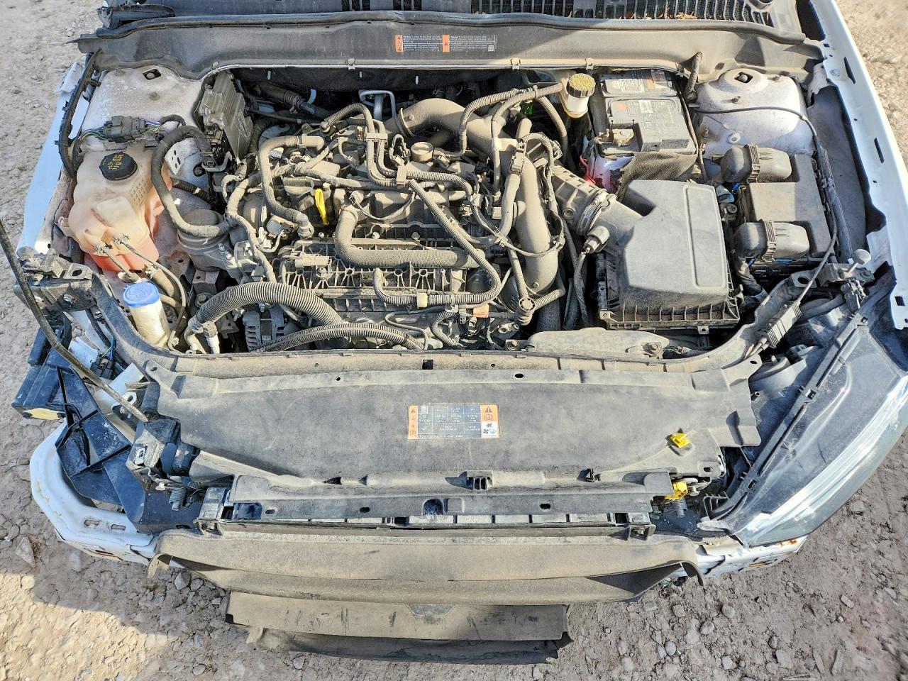 2020 FORD FUSION SE photo 21