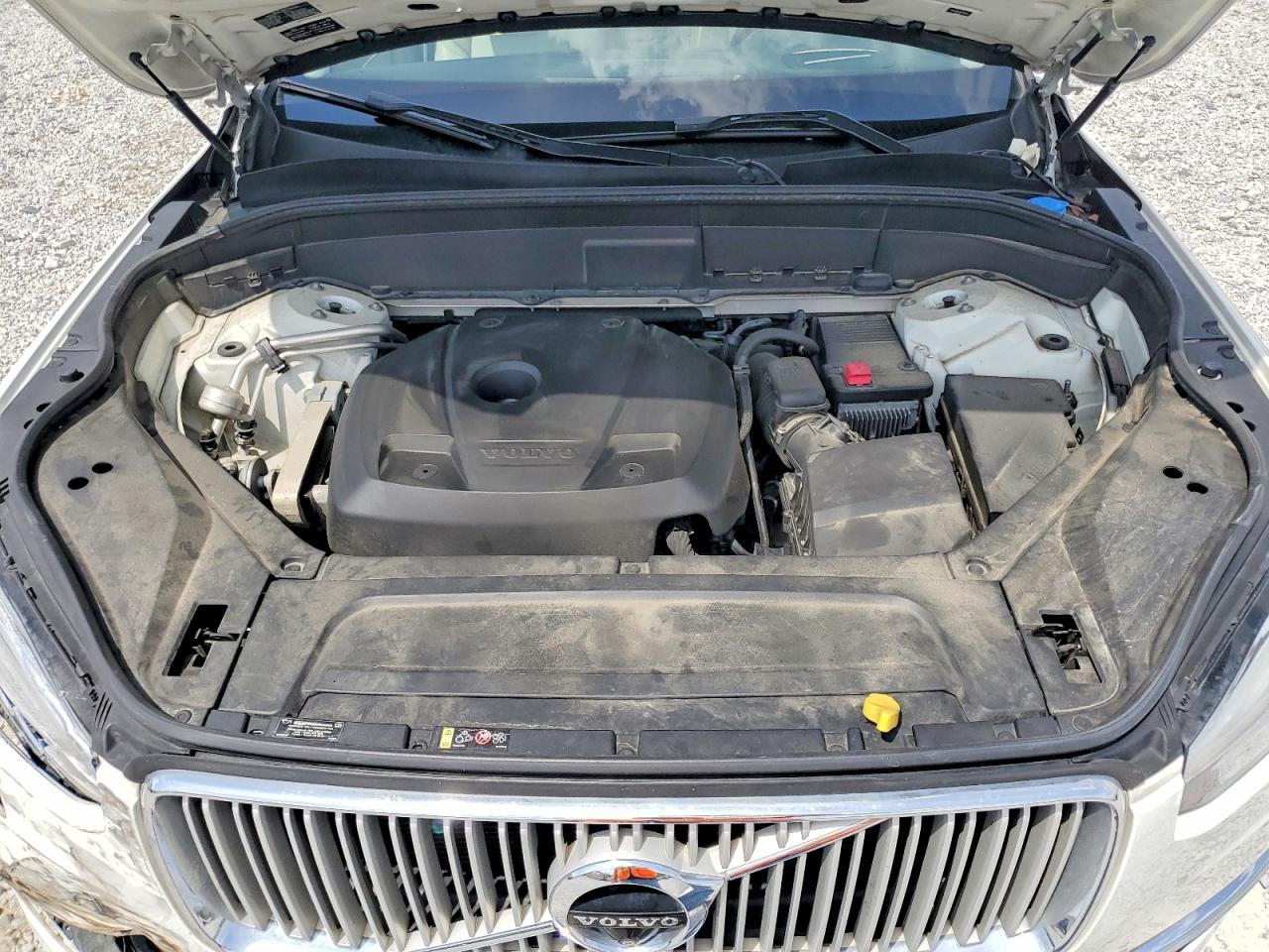 2016 VOLVO XC90 T6 photo 34