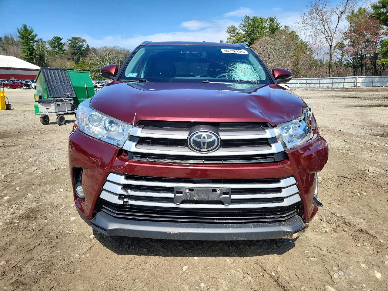 2018 TOYOTA HIGHLANDER XLE photo 9
