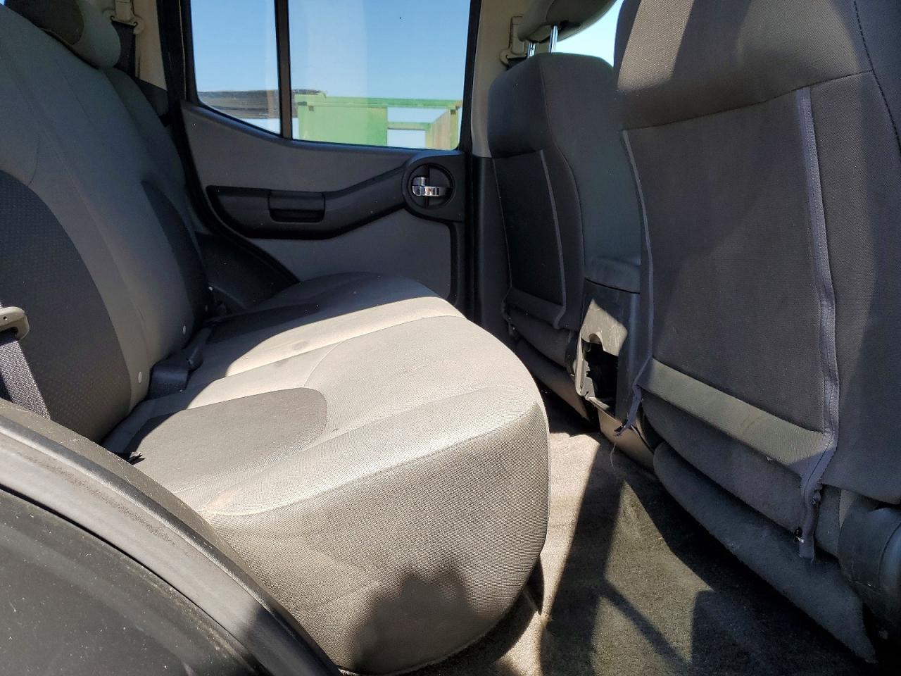 2011 NISSAN XTERRA X photo 21