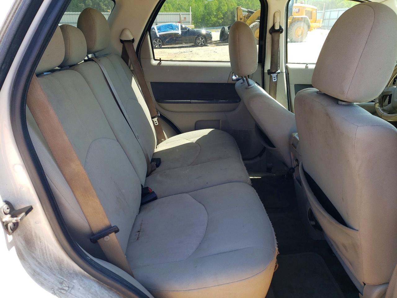 2010 MERCURY MARINER photo 31