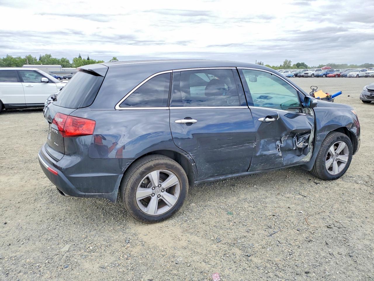 2013 ACURA MDX photo 3