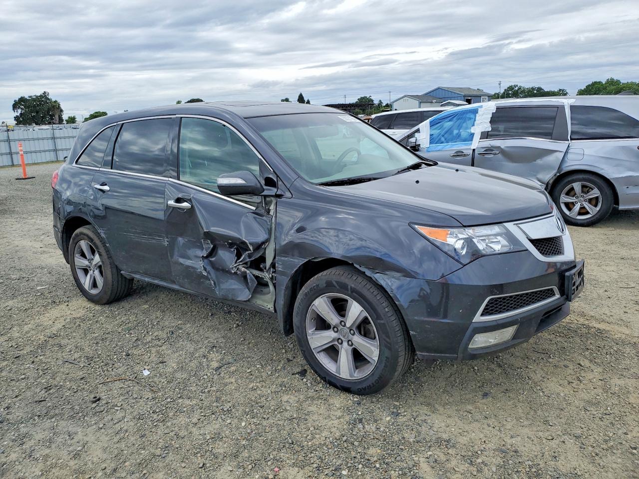 2013 ACURA MDX photo 4