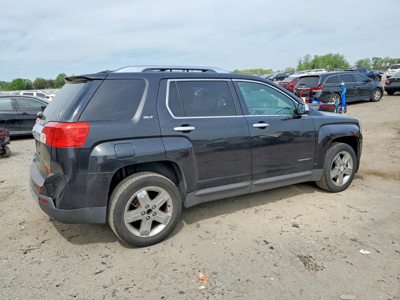 2012 GMC TERRAIN SLT photo 5