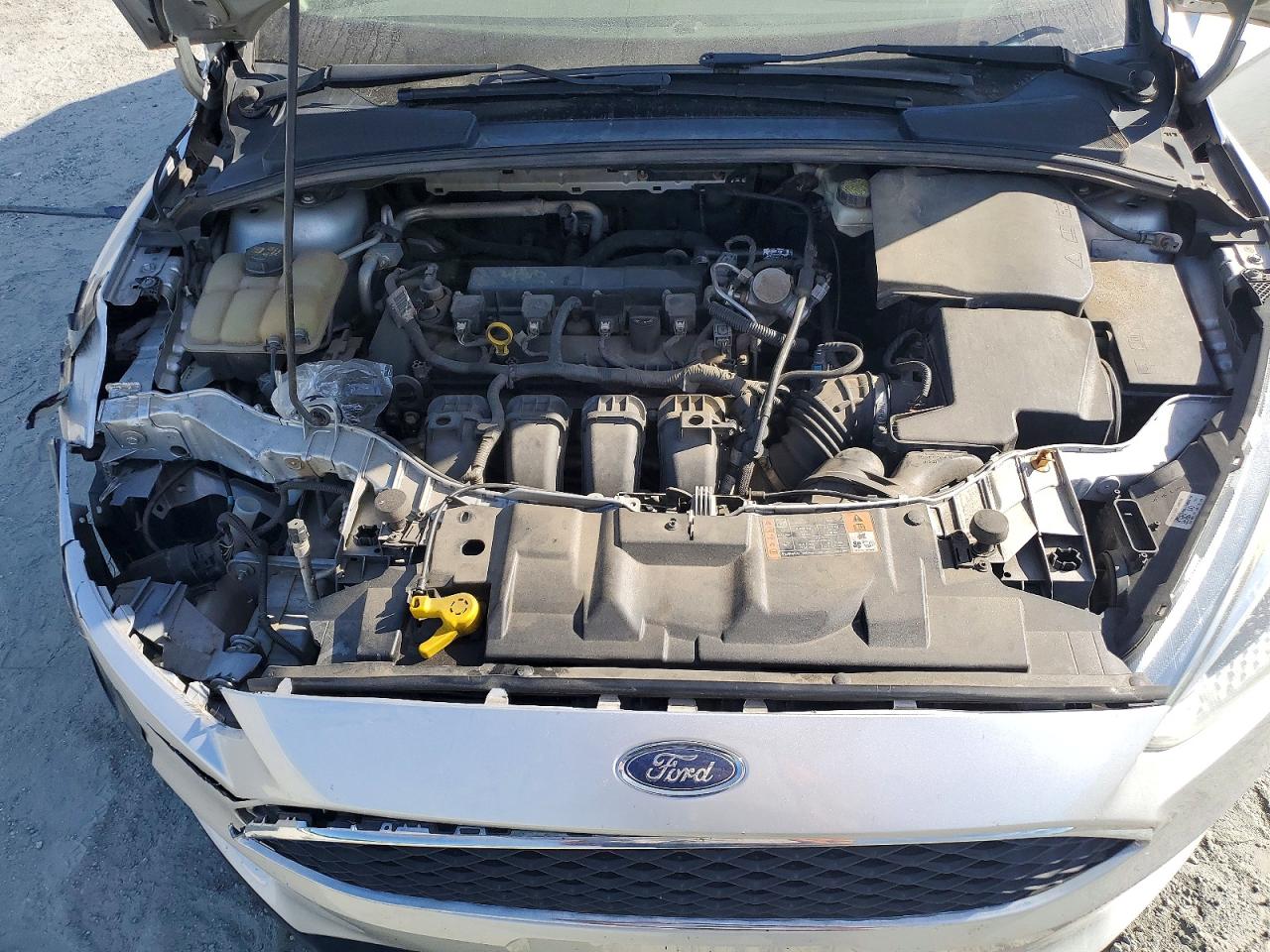 2017 FORD FOCUS SE photo 11